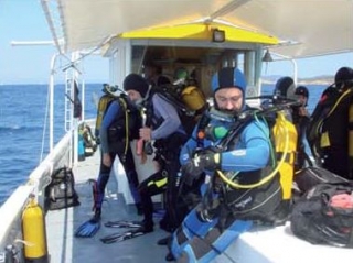  Viaje de buceo en el mar